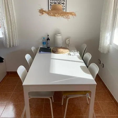 Casa Elisa 3 Bedrooms 2 Bathrooms 4 Airco's Shared Pool